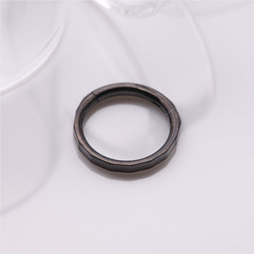 Detail View 1 of Implant Grade Titanium Blackline Rigid Rectangle Faceted Clicker Hoop Ring